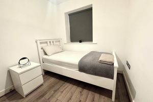 Alquiler Vacacional - Cosy Modern 3-Bed Near Etihad stadium , Co-op & Arena AO Arena & City Centre