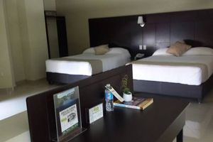 Alojamiento - Hotel M&G