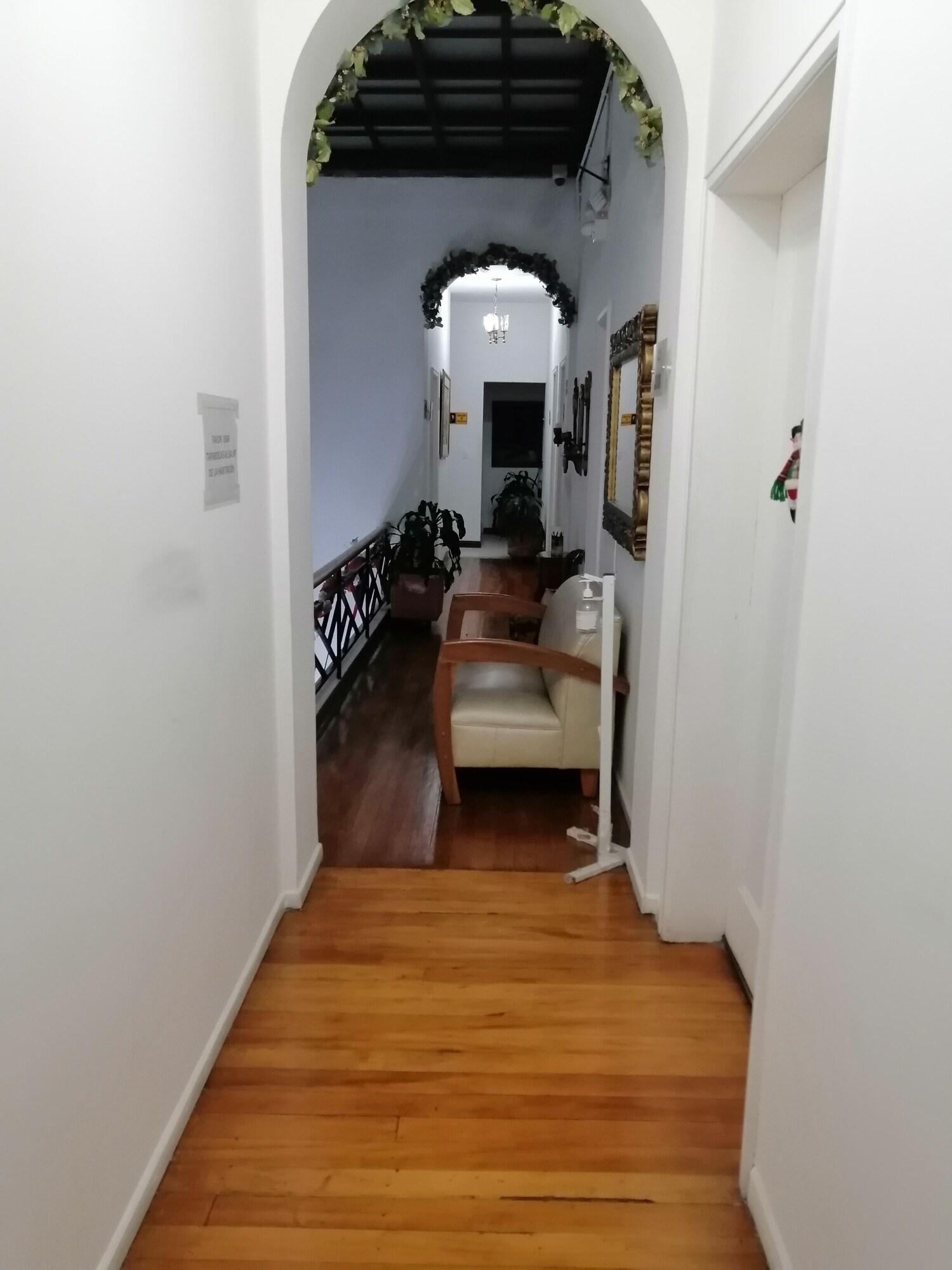 Comodidades del Alojamiento PETITTE HOTEL BELLA MONTAÑA