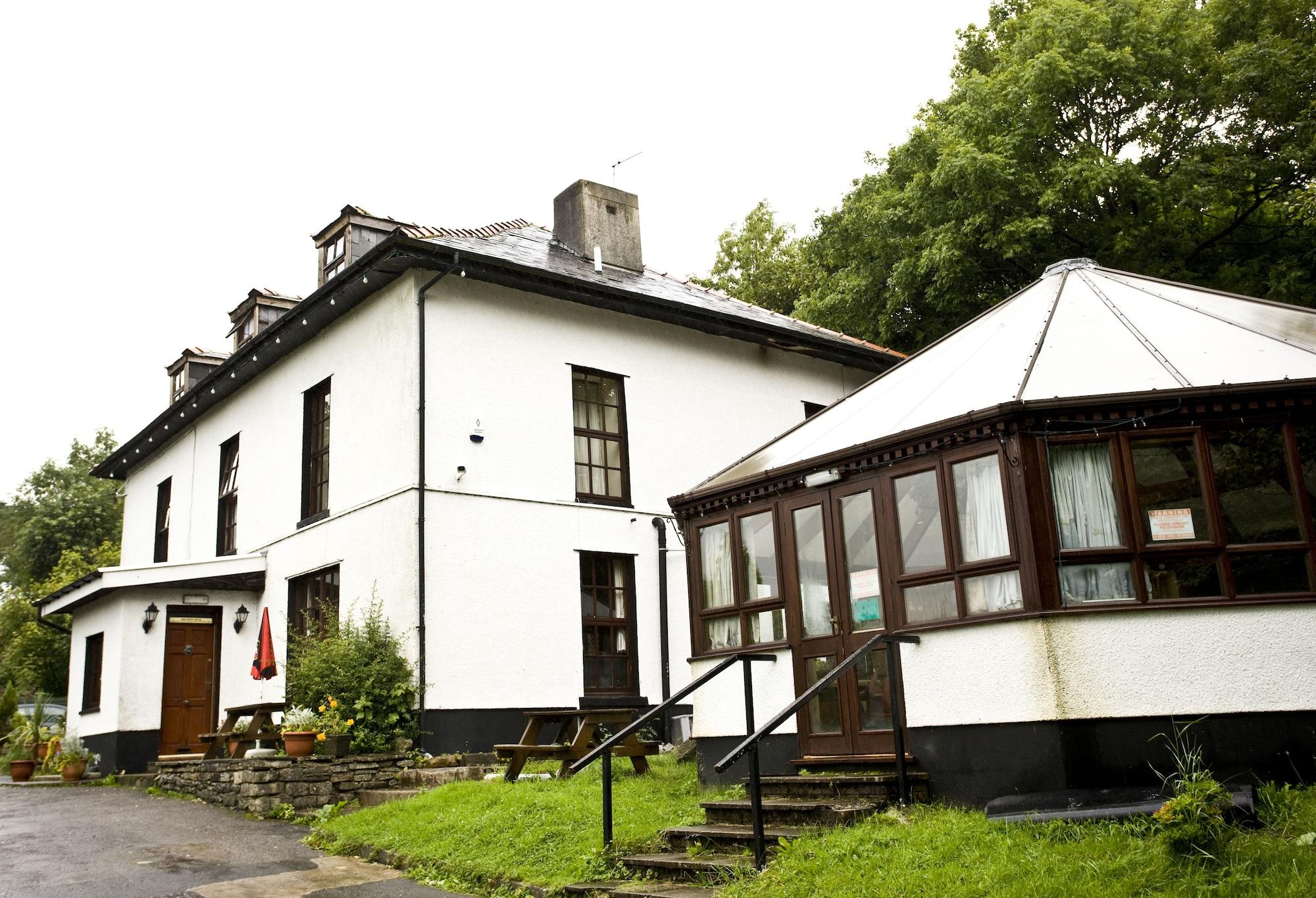 Varios Rhymney House hotel