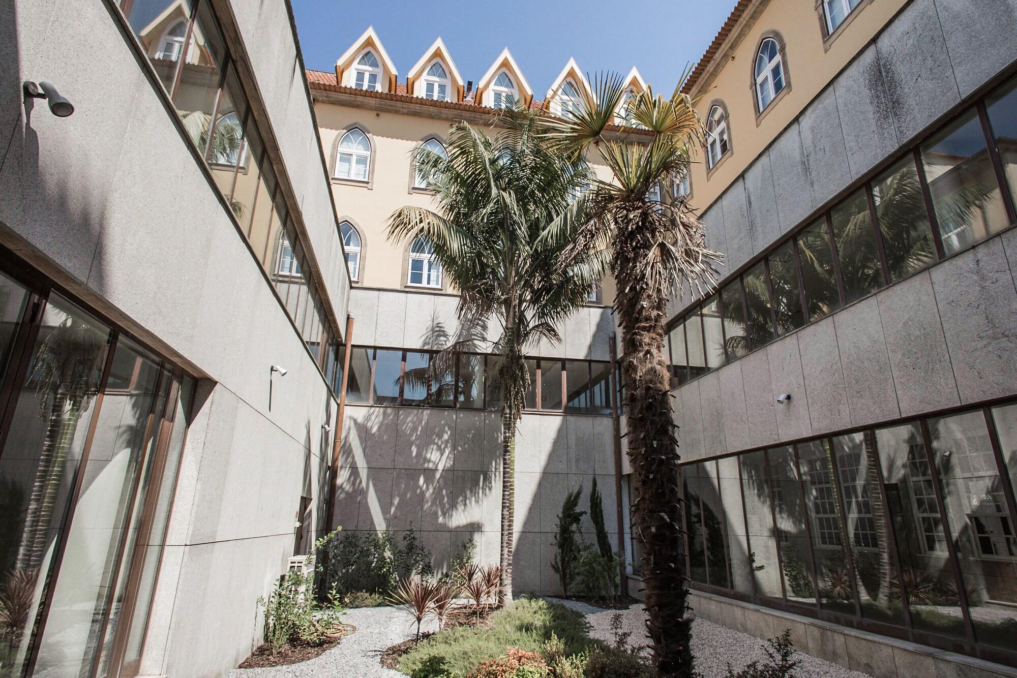 Vista Exterior Vilar Oporto Hotel