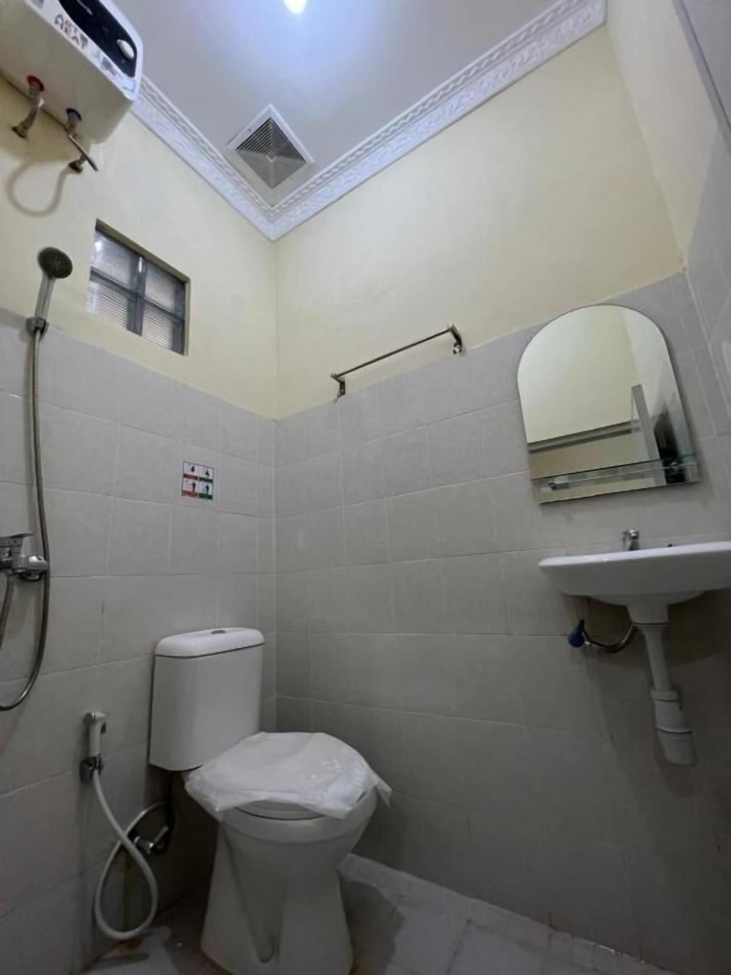 Equipamiento de Habitación Ndalem Tirta Yogyakarta