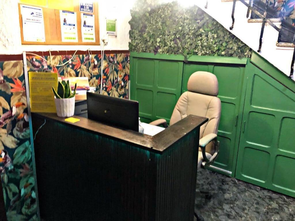 Vista Lobby Barbieri Granada Pensión