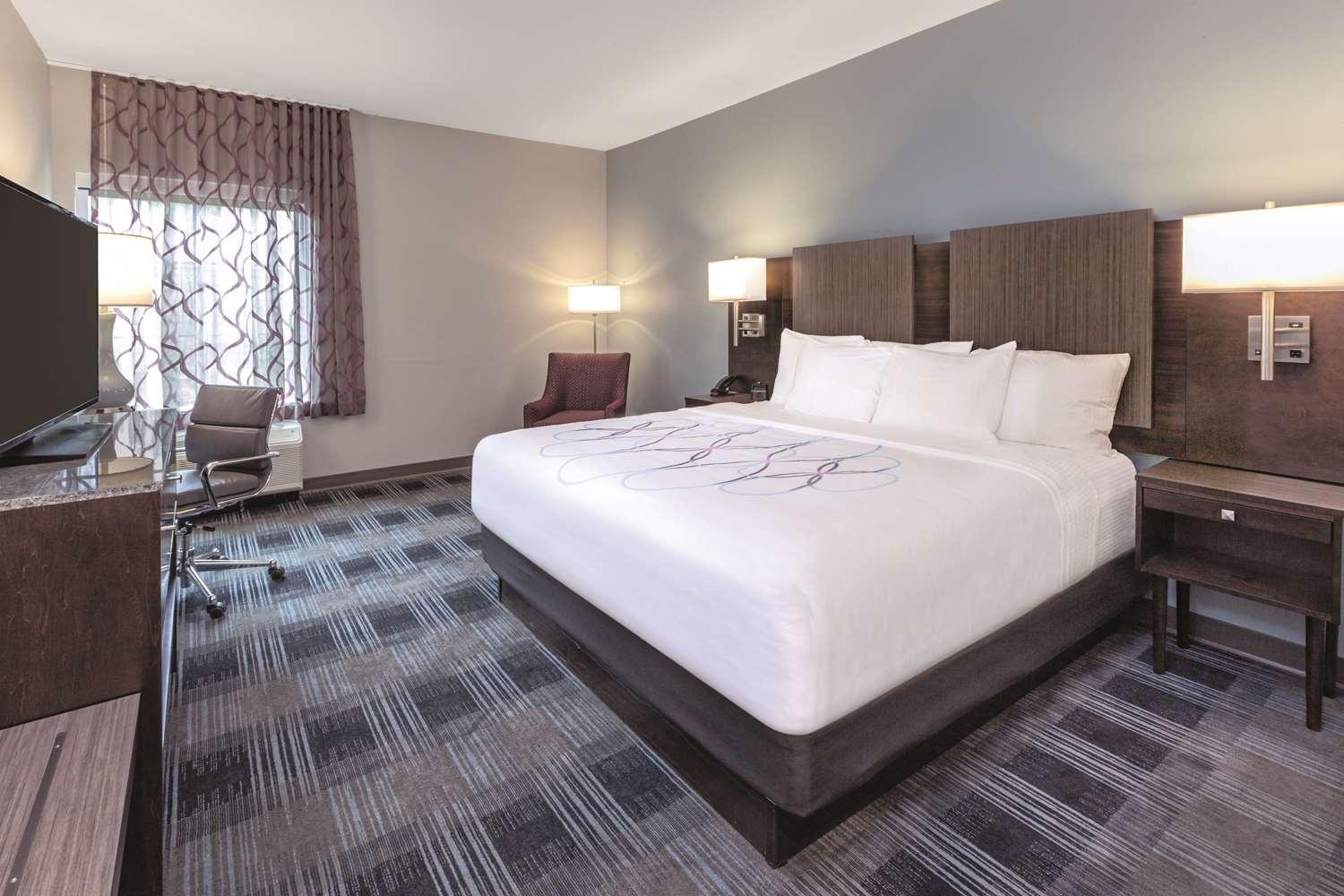 Habitación La Quinta Inn & Suites by Wyndham Aberdeen-APG