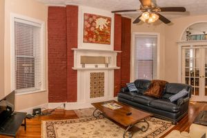 Alquiler Vacacional - Charming and Spacious, Historic Duplex in Lovely Neighborhood