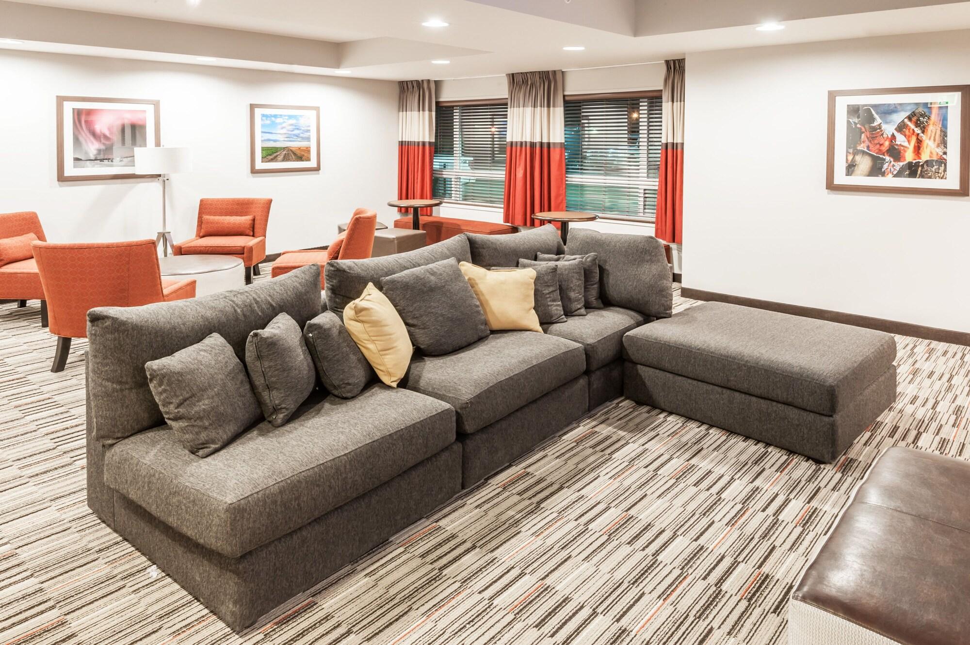 Vista Lobby Microtel Inn & Suites by Wyndham Kitimat
