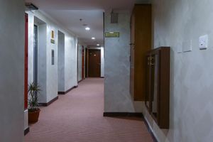 Alojamiento - La Villa Suites Hotel