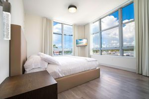Alquiler Vacacional - CH Deluxe Apartments  by MDR
