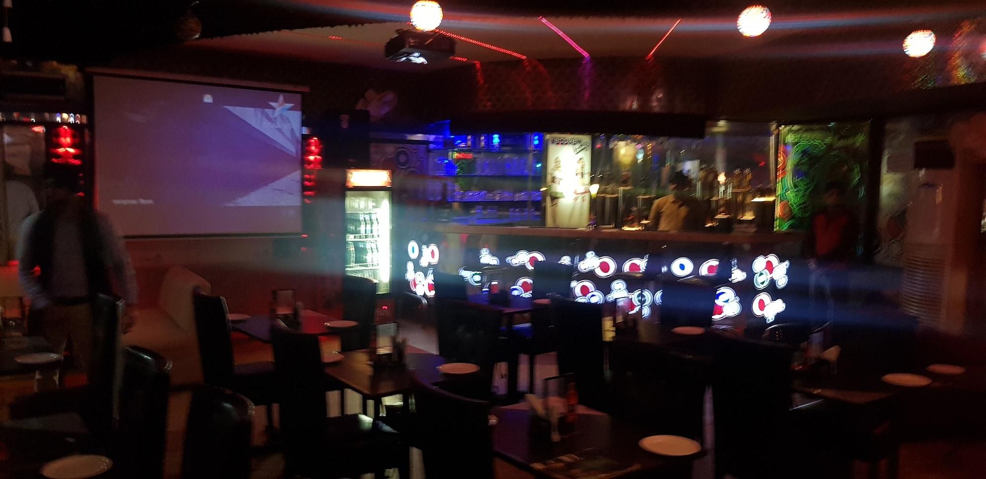 Restaurant Hotel The Taksonz