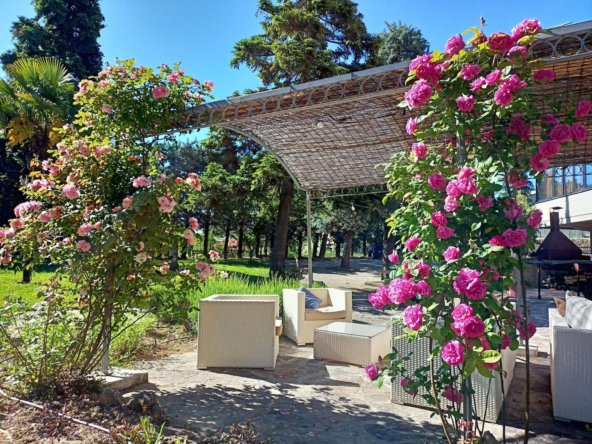 Vista Exterior AgriHotel Villa Ambra