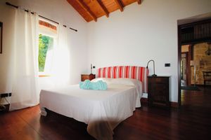 Alquiler Vacacional - Alberta's House: Liberty Villa in the Veronese Hills