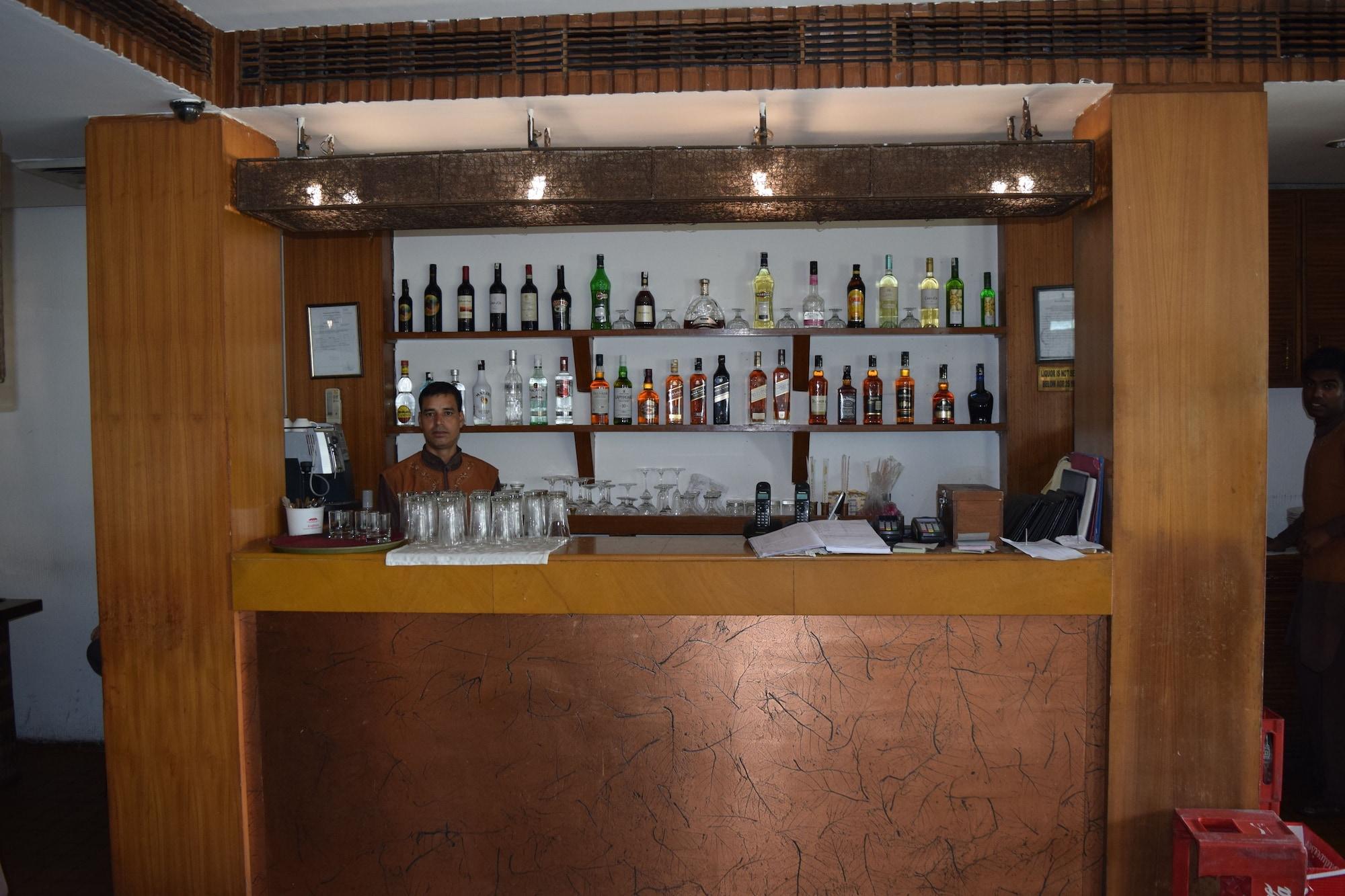 Bar/Salón Hotel Palace Heights