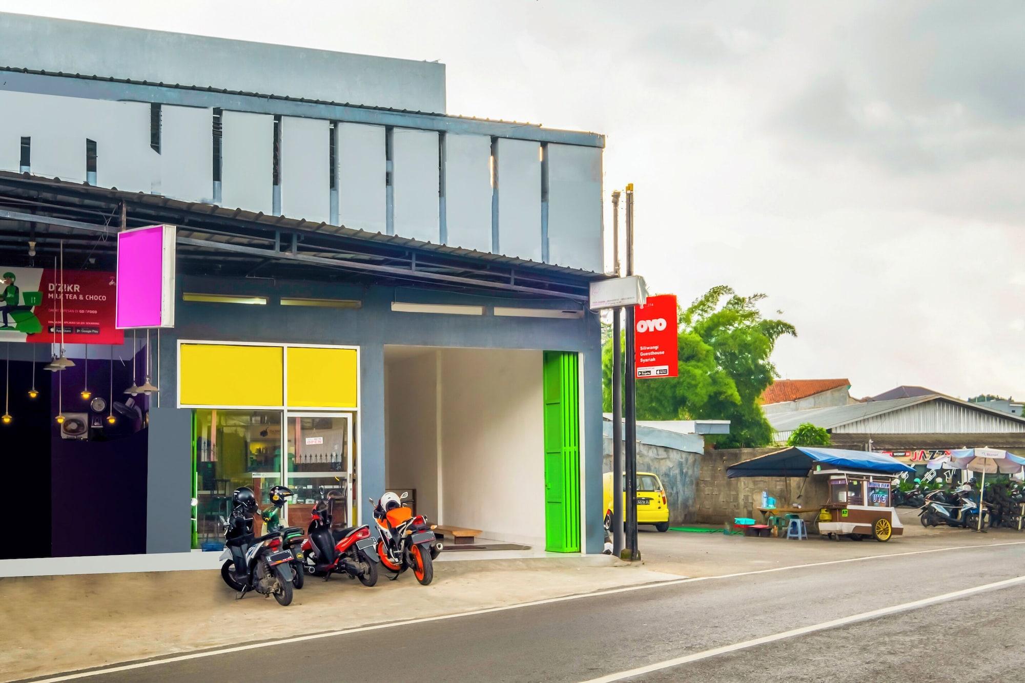 Vista Exterior Hotel O Syariah Tasikmalaya Near Universitas Siliwangi Formerly Siliwangi Guest House