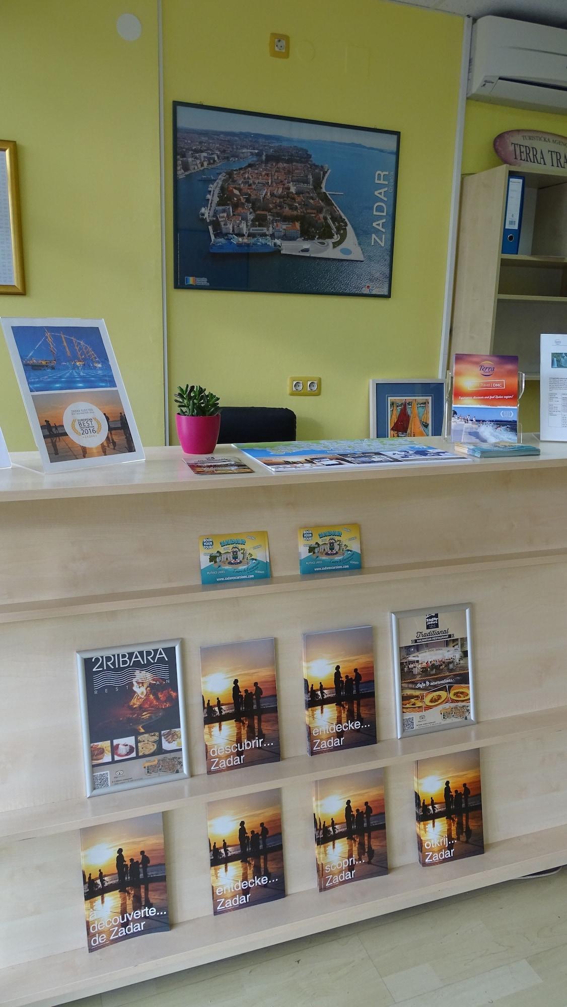 Vista Lobby Villa Irena