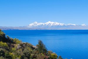 Actividad - Catamarán por el Lago Titicaca y visita a la Isla del Sol