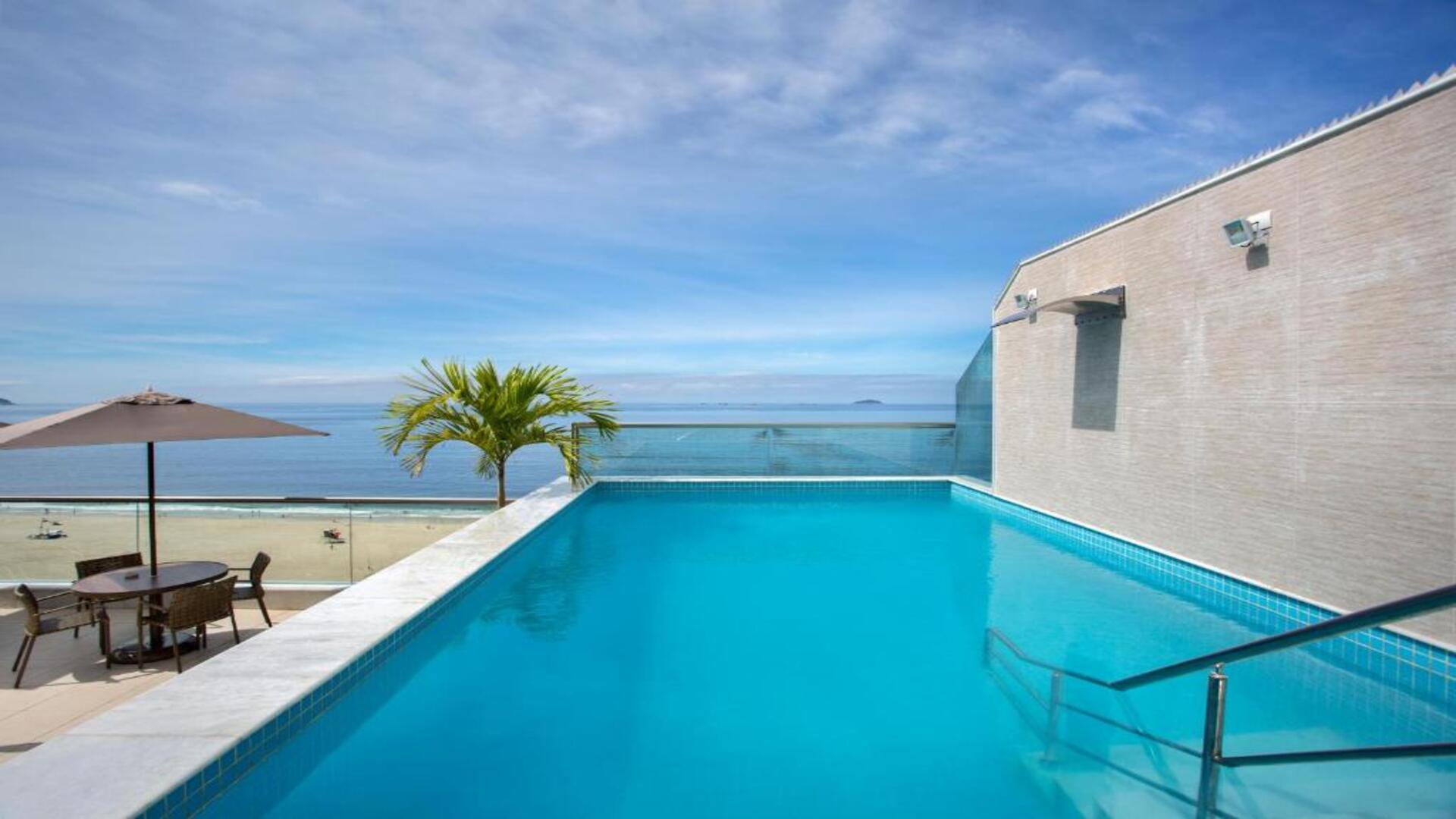 Vista Piscina Hotel Atlântico Praia