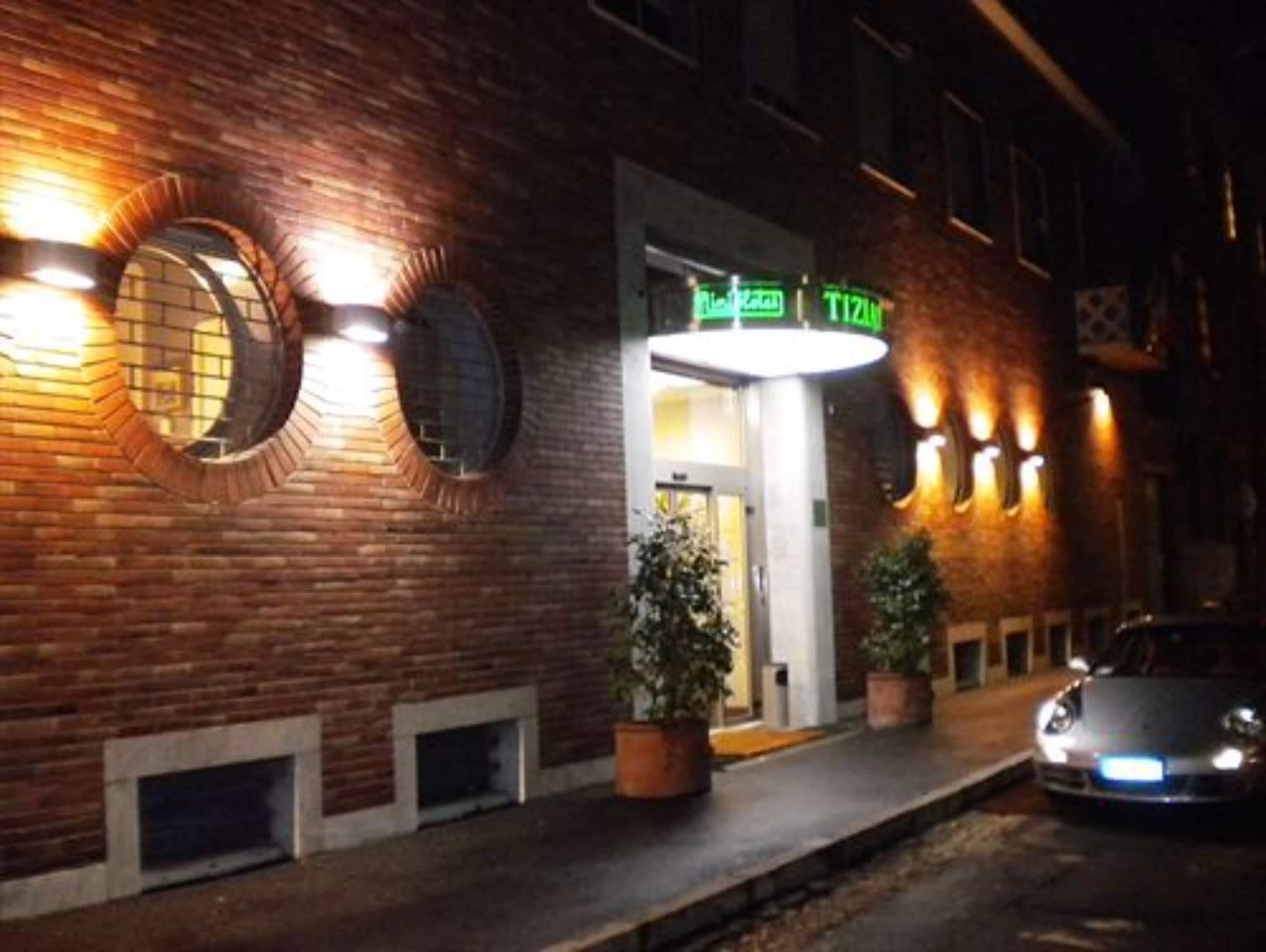 Vista Exterior Hotel Tiziano
