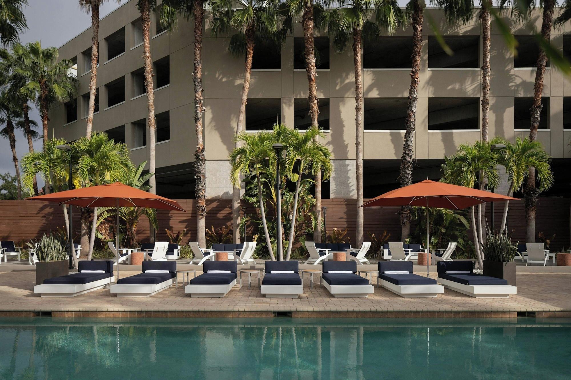 Vista Piscina Epicurean Hotel, Autograph Collection