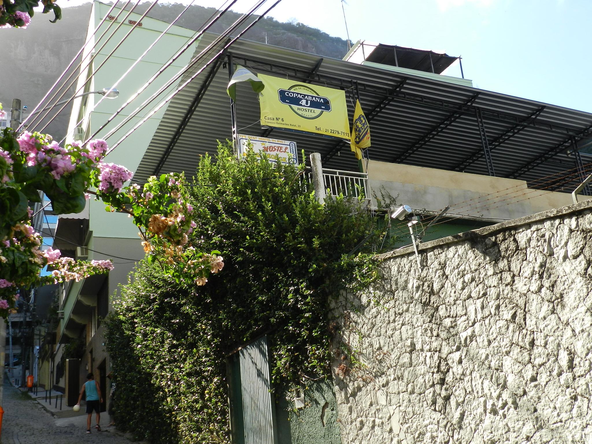 Vista Exterior Copacabana 4U Hostel