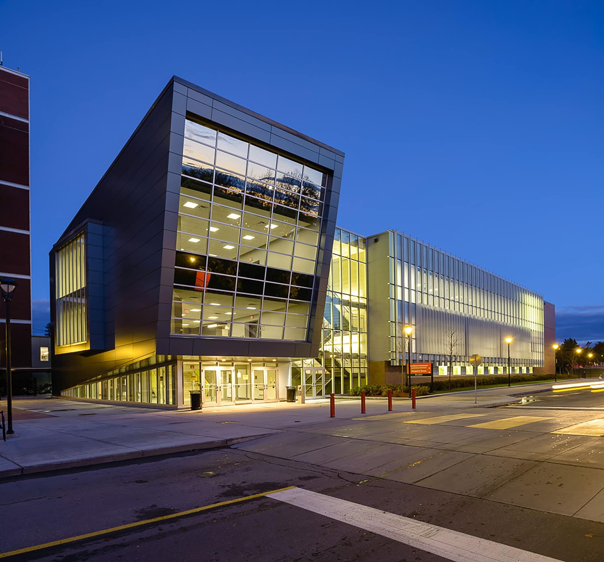 Vista Exterior Carleton University Accommodations