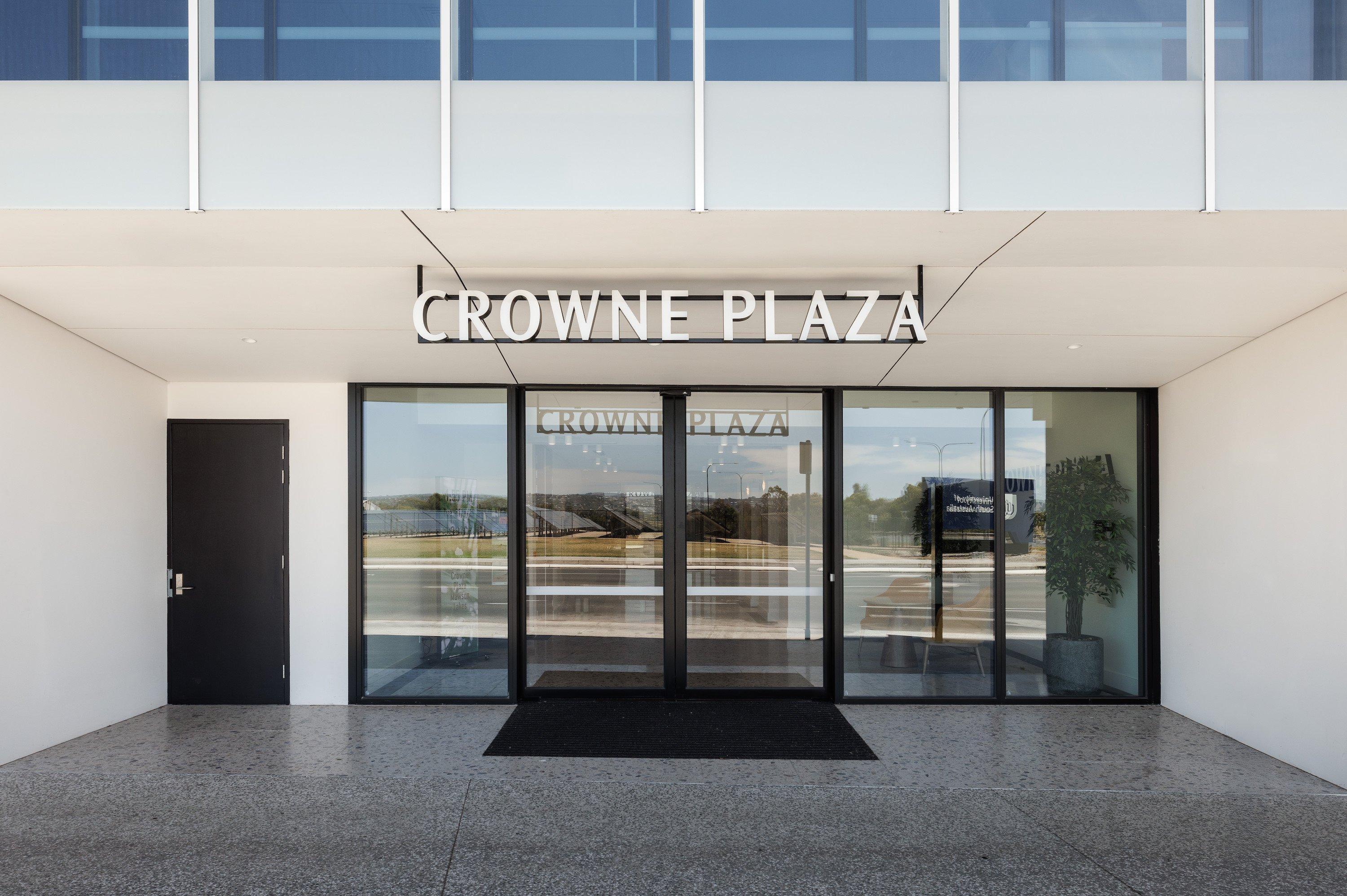 Vista Exterior Crowne Plaza Adelaide Mawson Lakes