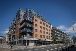 Alojamiento - The Spencer Hotel