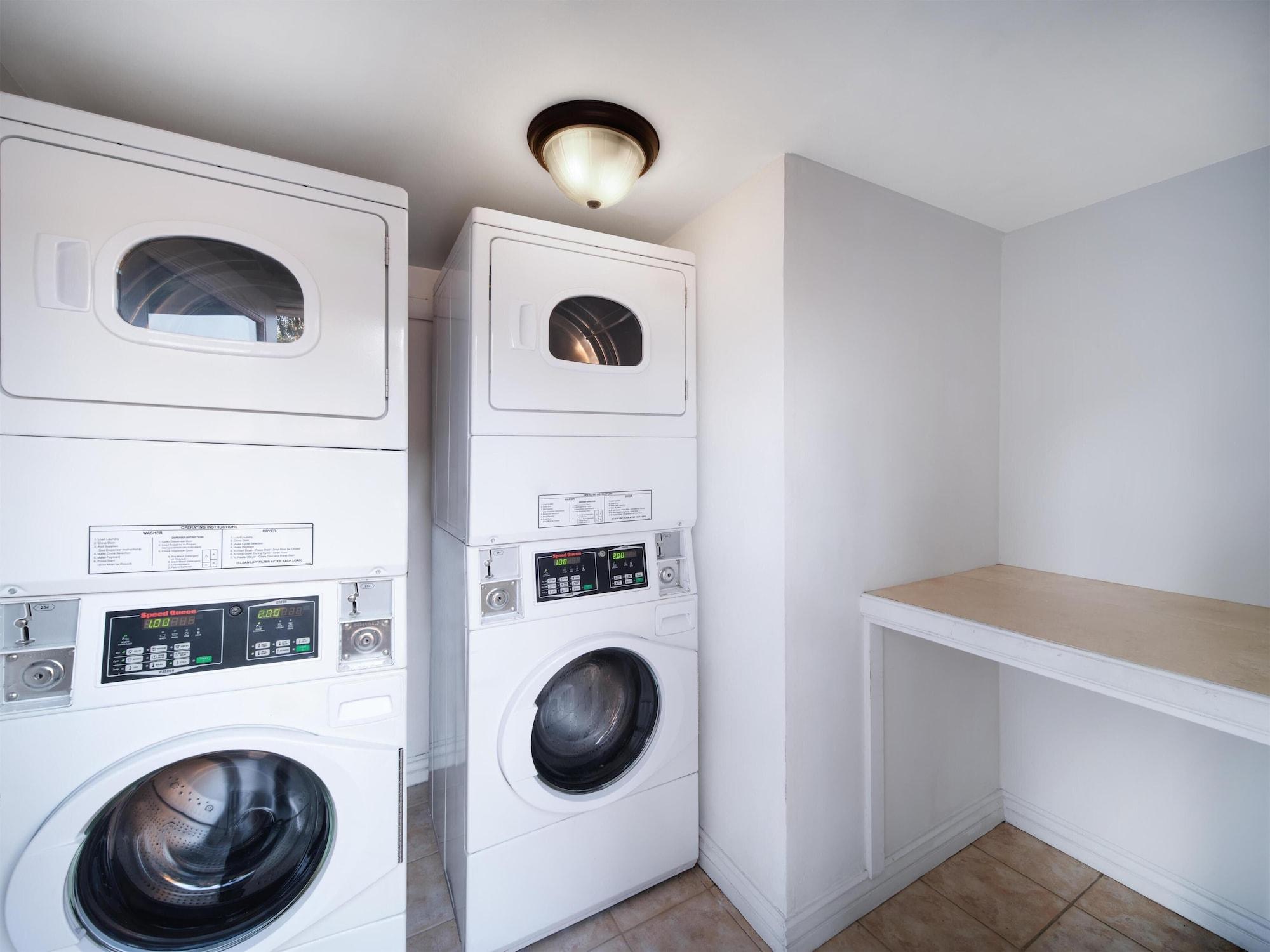 Comodidades del Alojamiento Best Western Country Lane Inn