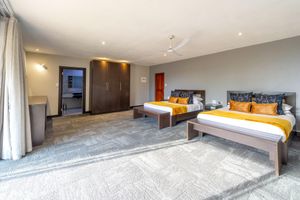 Alojamiento - La Joya Lodge Conference Centre and Spa