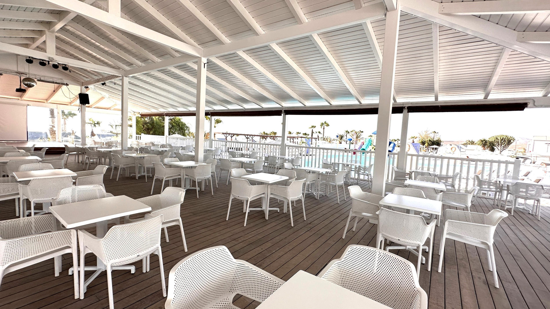 Bar/Salón Caleta Dorada
