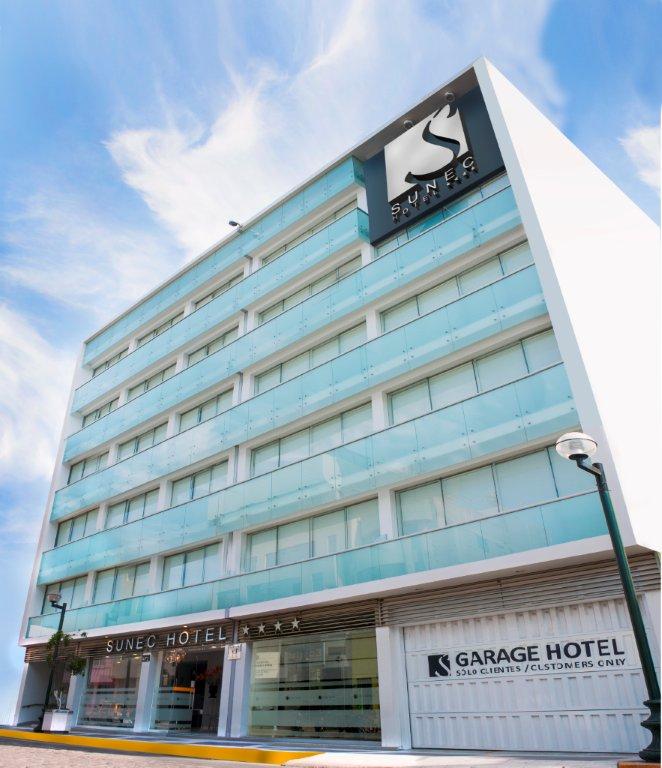 Varios Sunec Hotel