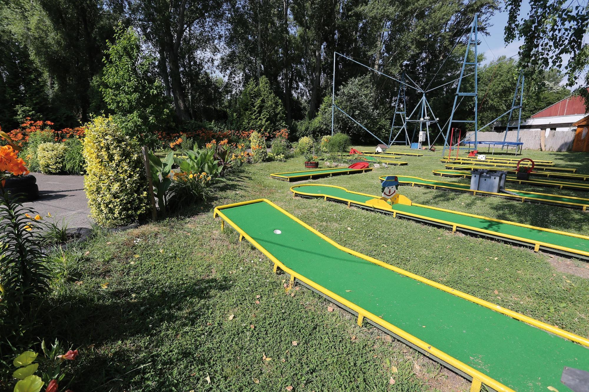 Campo de Golf Danubius Hotel Marina