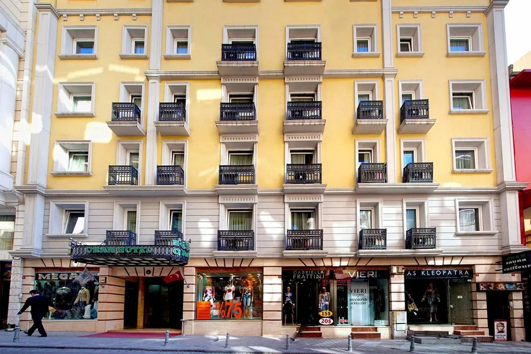 Vista Exterior Oran Hotel