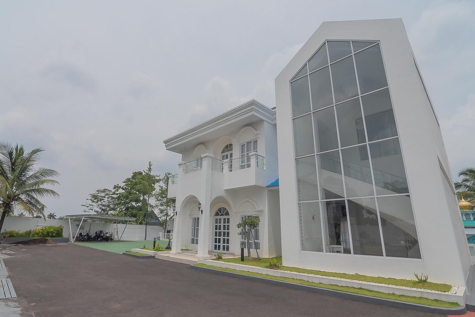 Vista Exterior RedDoorz Syariah @ Villa Grand Mutiara Tasikmalaya
