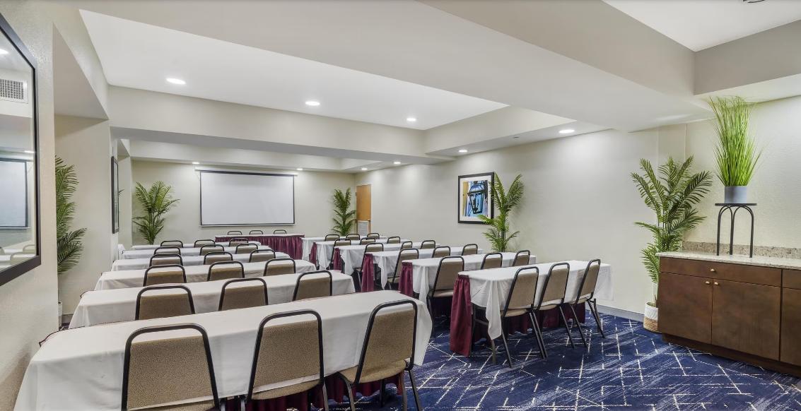 Centro de Negocios Best Western Kenner