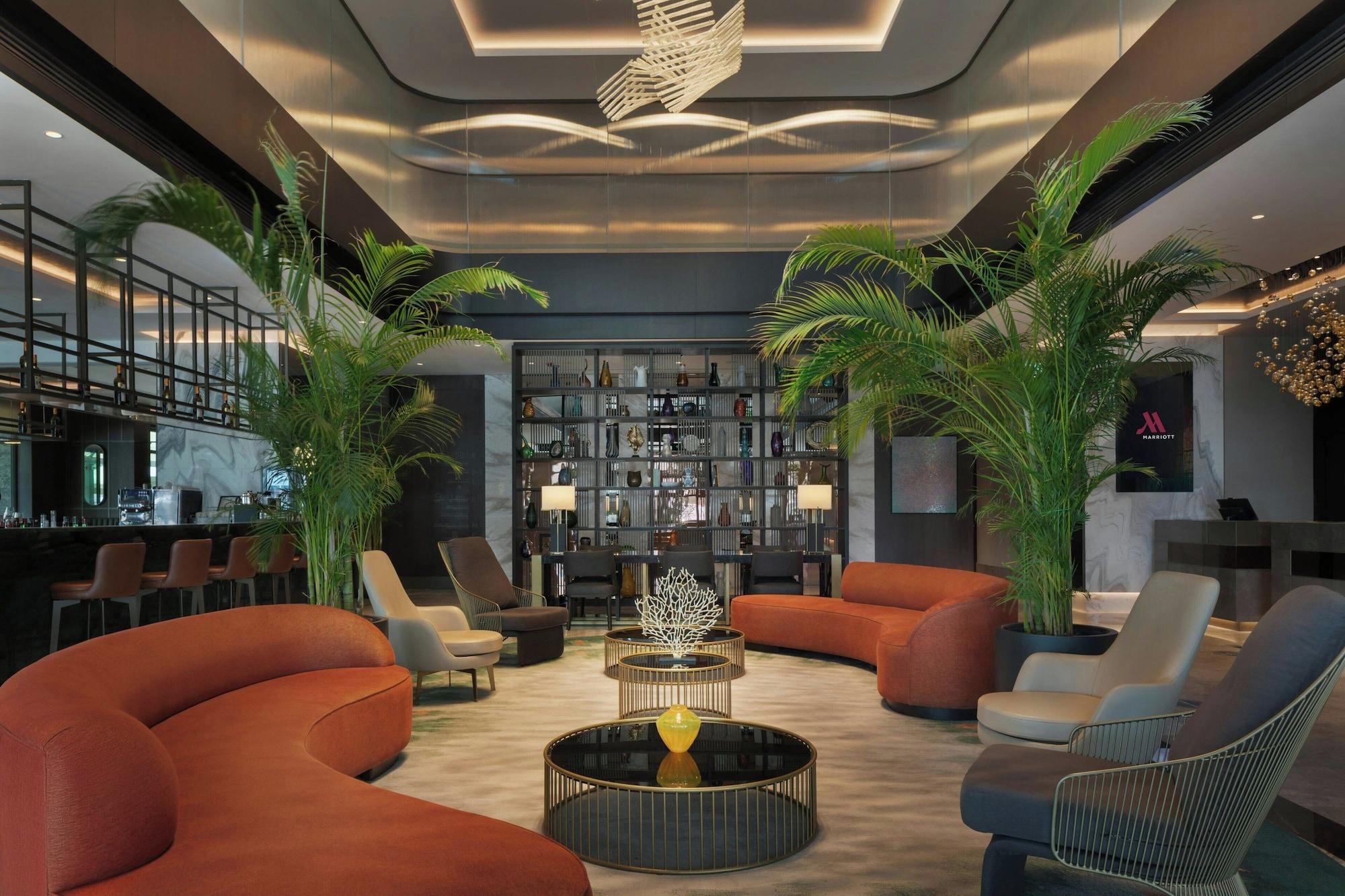 Vista Lobby Izmir Marriott Hotel