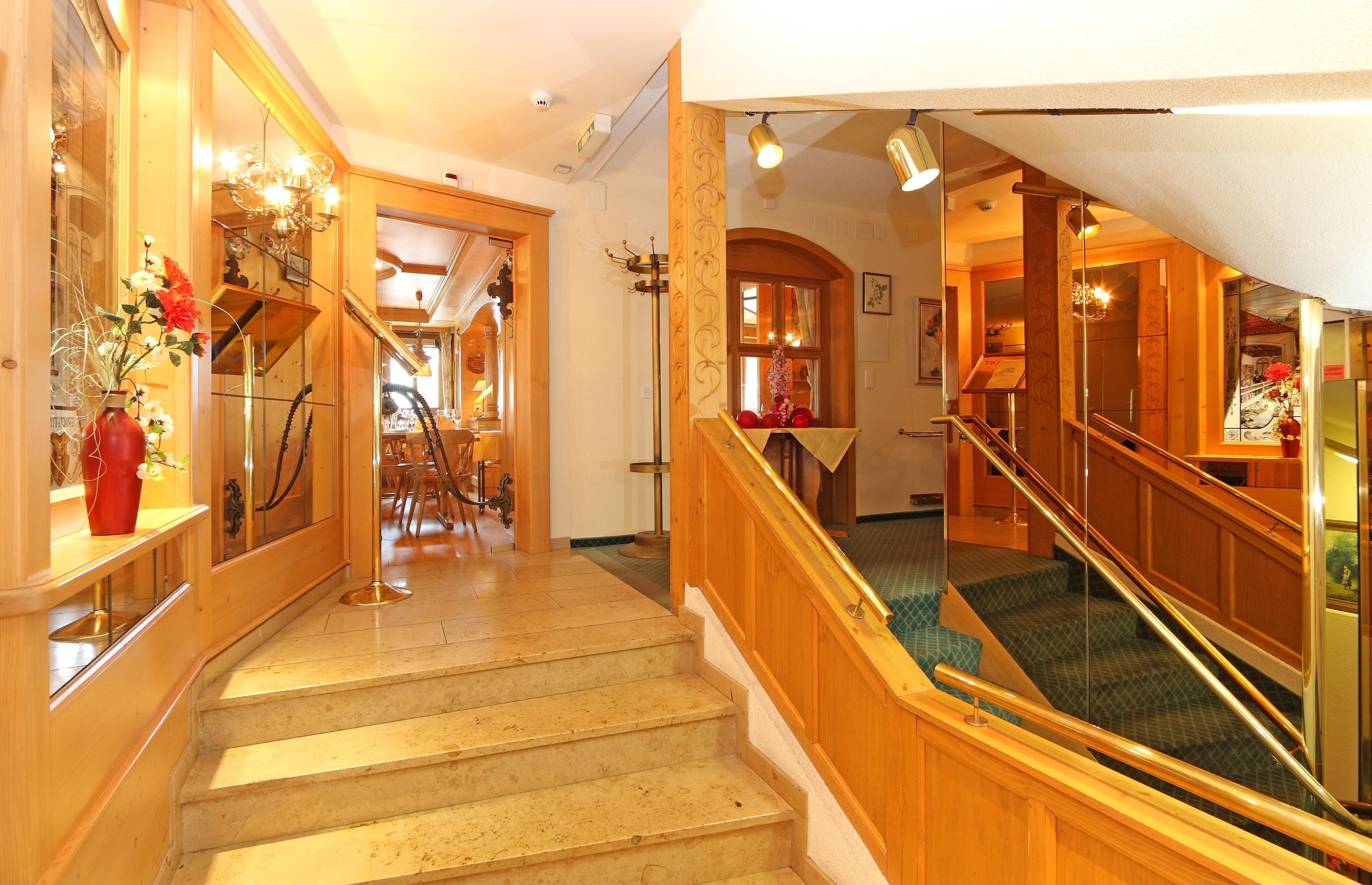 Vista Lobby Grichting Hotel & Serviced Apartments