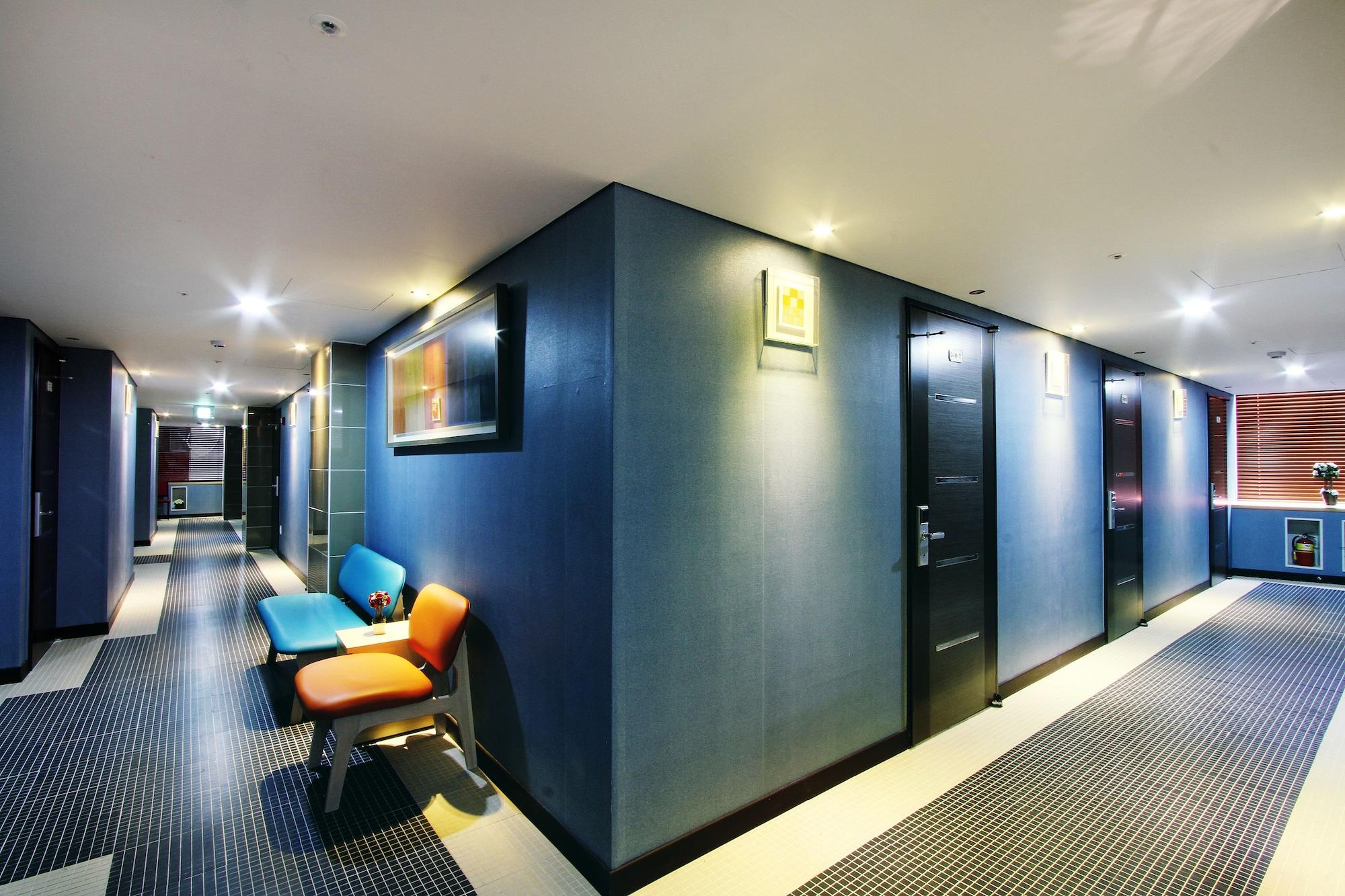 Varios Hotel Myeong-Dong