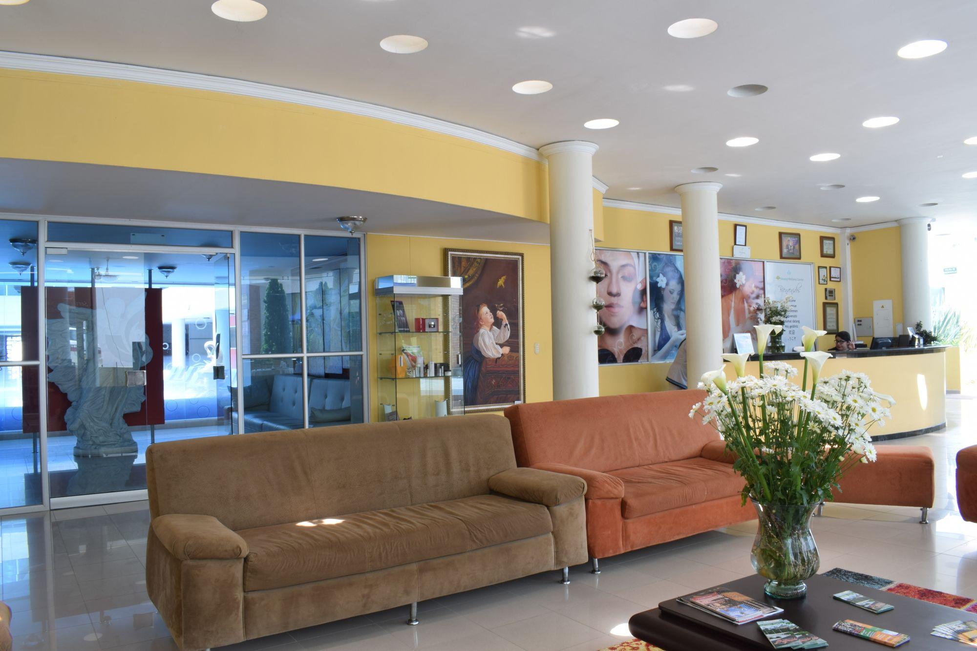Vista Lobby Kur Hotel y Biospa