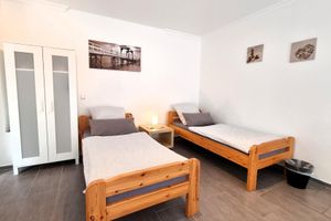 Renta Vacacional - Large quiet apartment with a winter garden and terrace!