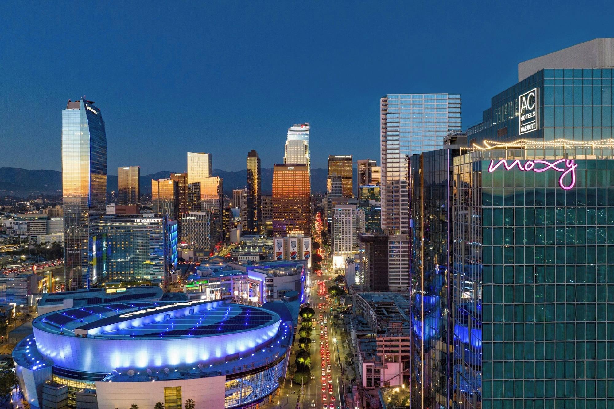 Vista Exterior AC Hotel Downtown Los Angeles, a Marriott Hotel