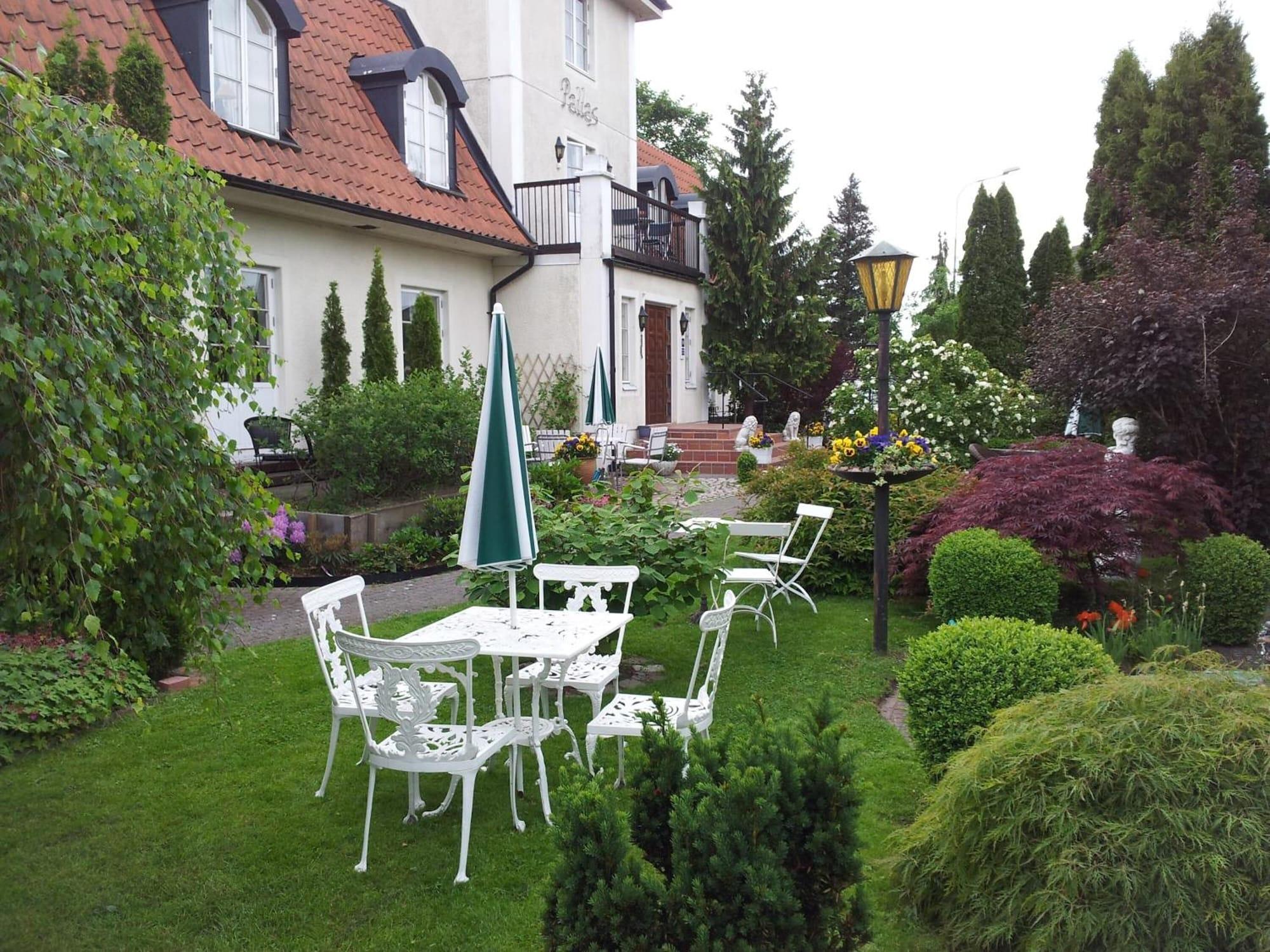 Vista Piscina Nya Pallas Hotel