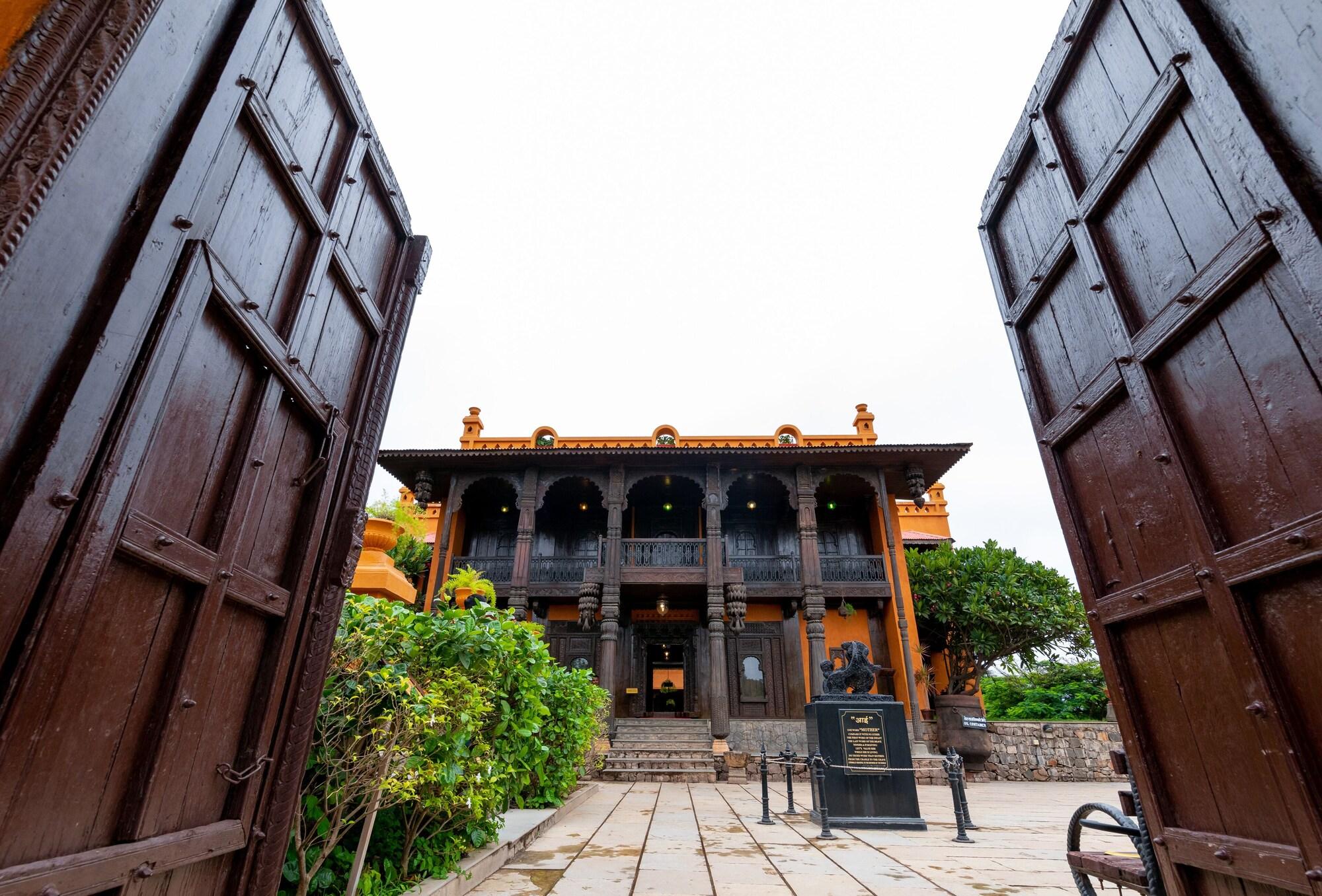 Vista Lobby Fort JadhavGADH - A GADH Heritage Hotel