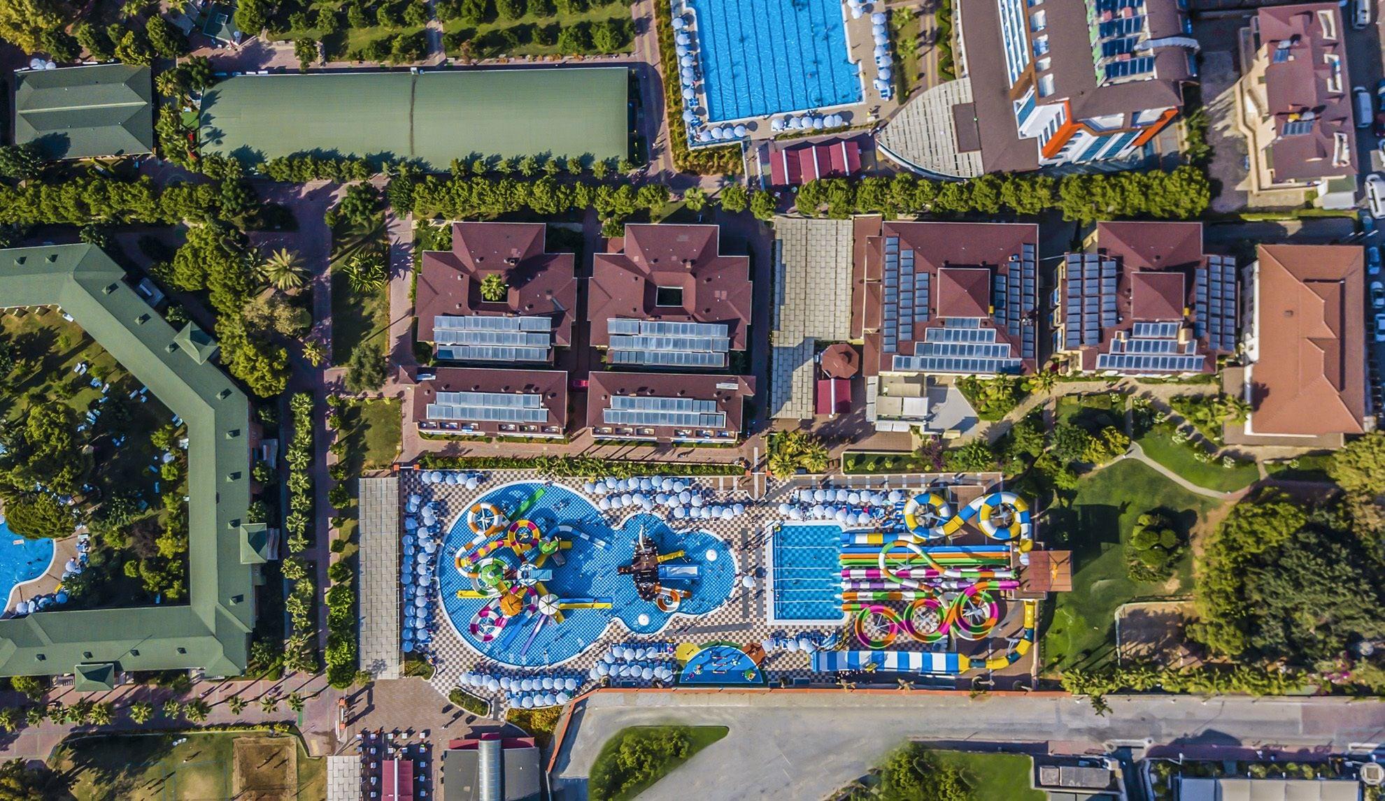 Vista Exterior Lonicera World