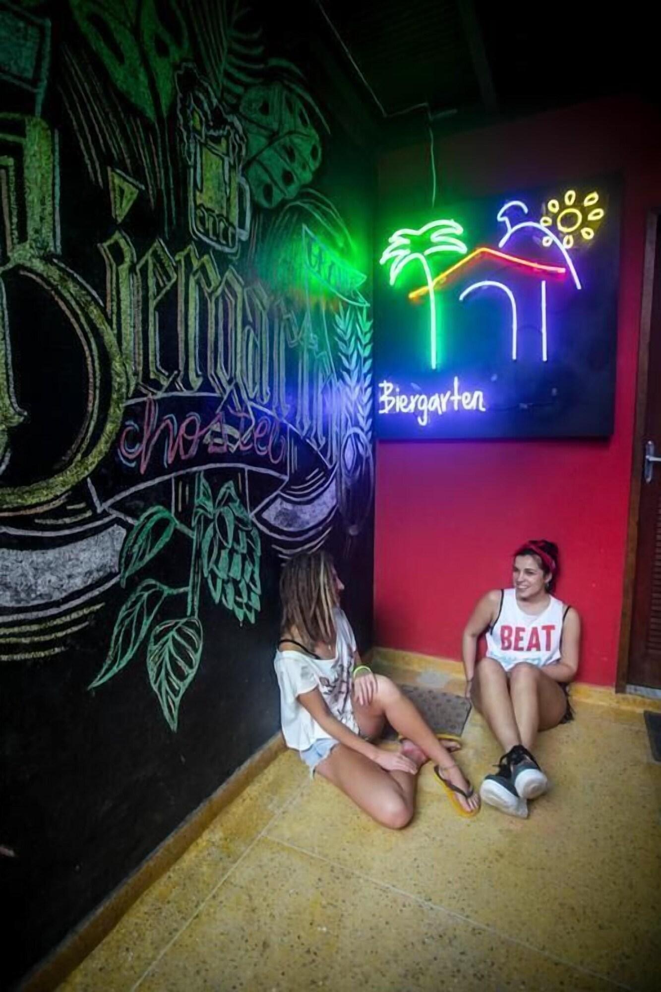 Comodidades del Alojamiento Biergarten Hostel