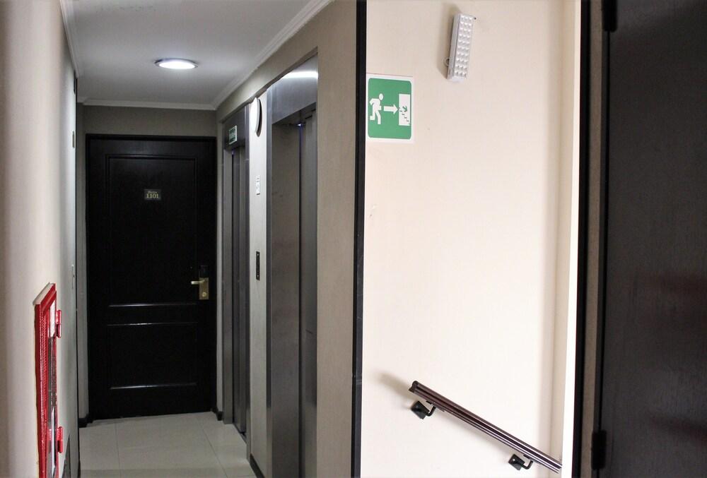 Varios Hotel 8 de Octubre
