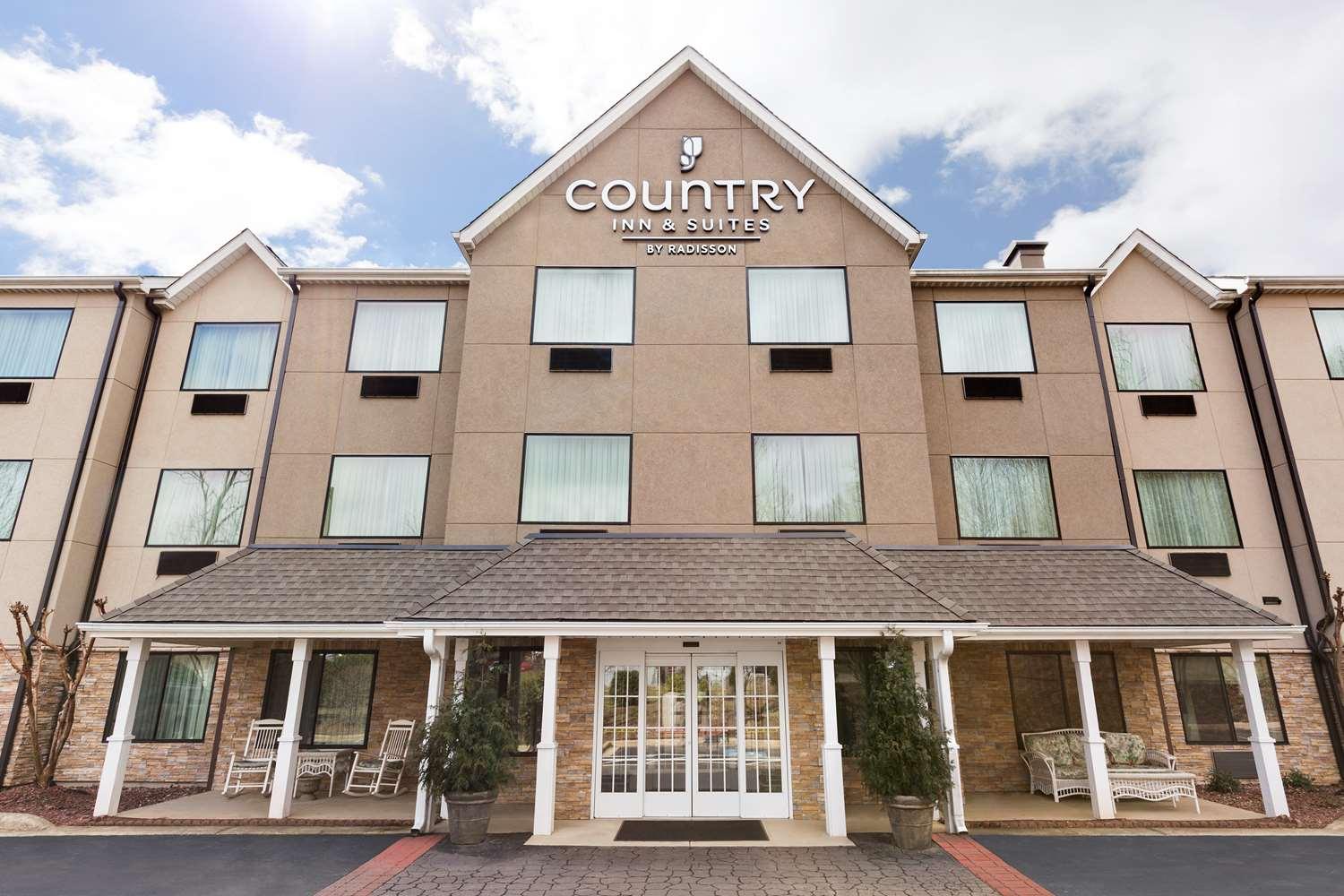 Vista Exterior Country Inn & Suites by Radisson, Asheville - Outlet Mall