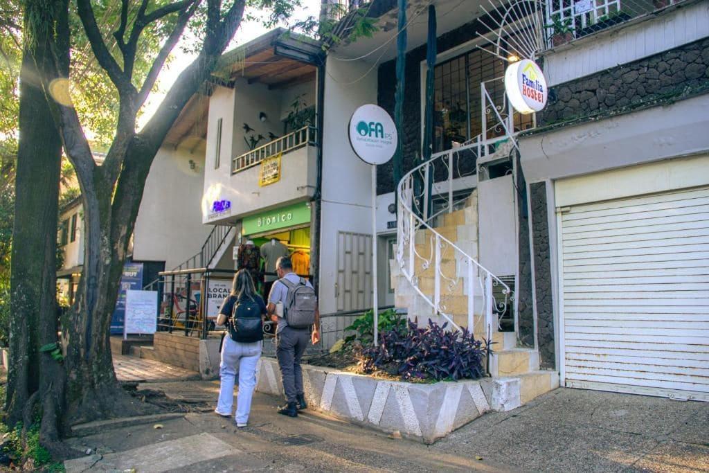 Vista Exterior La Familia Hostel