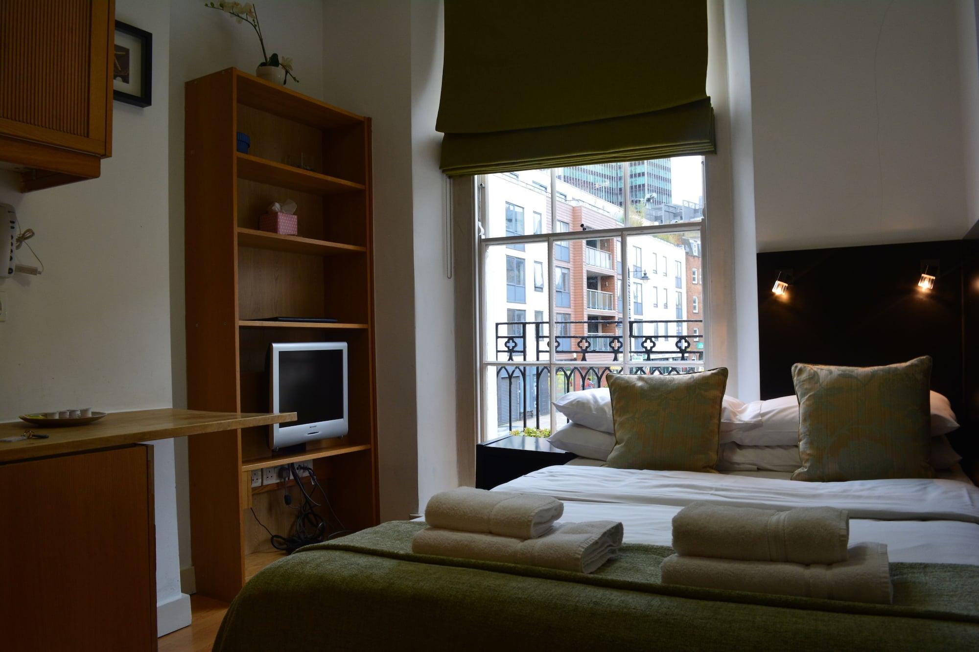 Varios Studios 2 Let North Gower