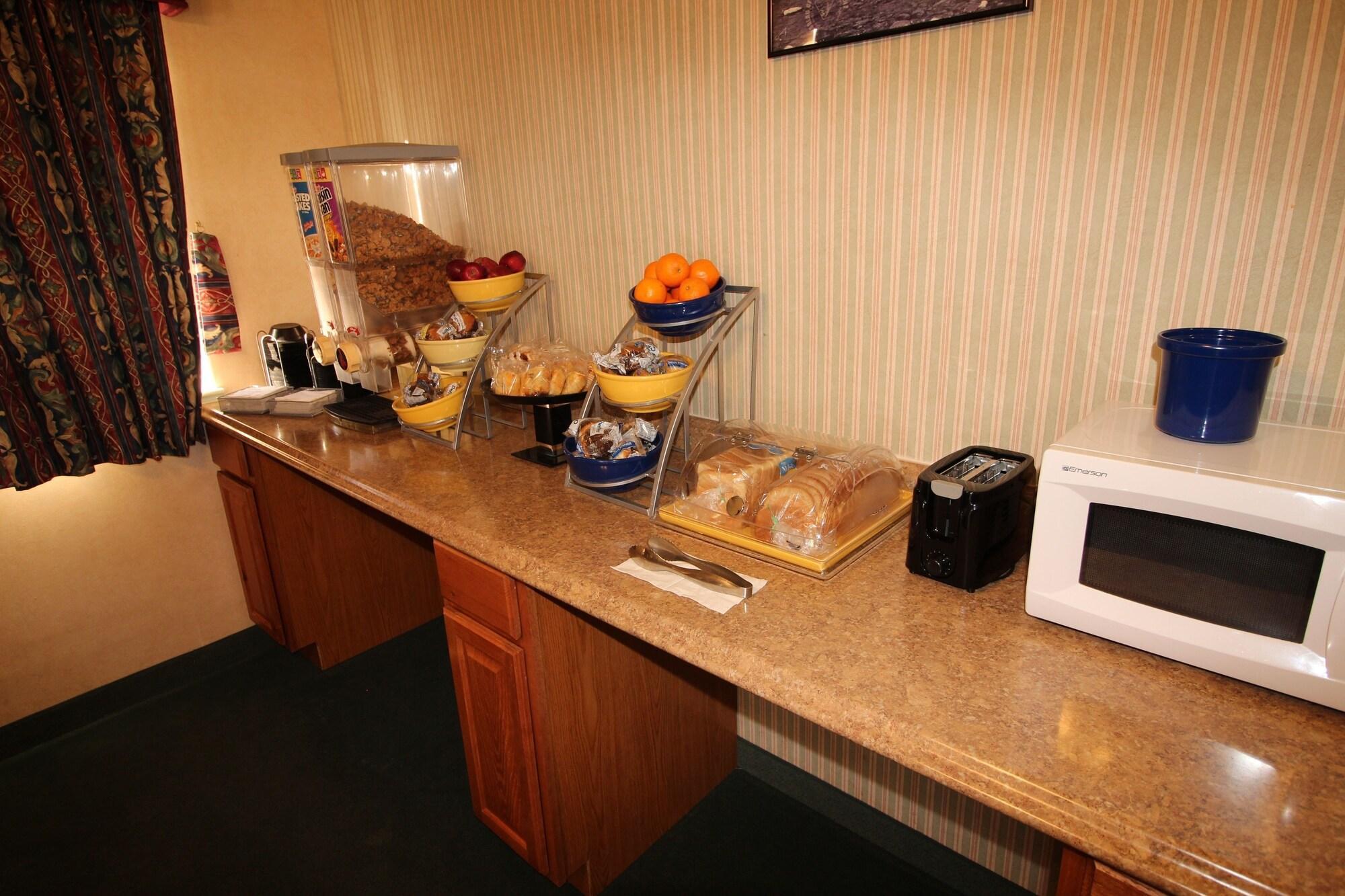 Restaurant Days Inn by Wyndham Safford, AZ
