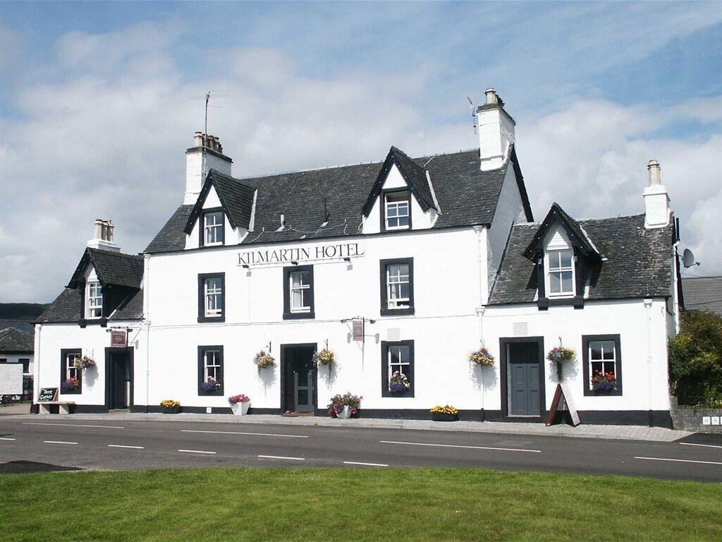 Varios Kilmartin Hotel